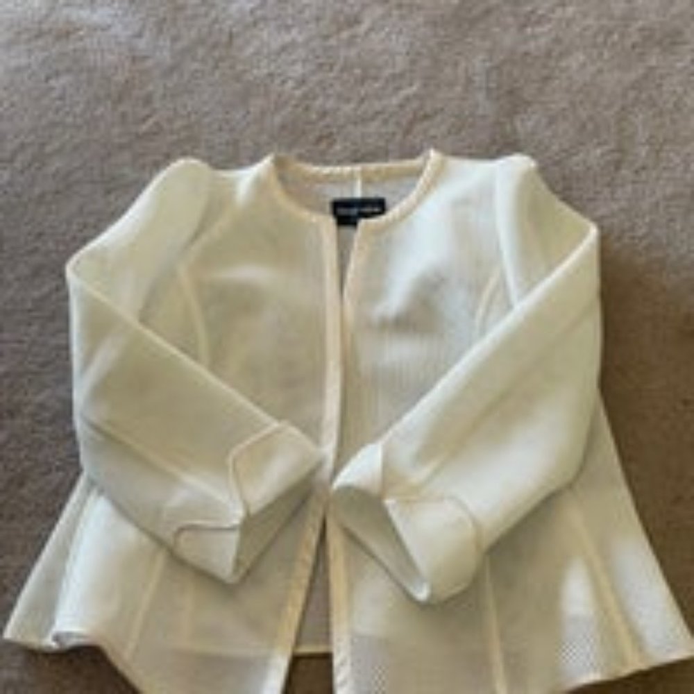 Vintage Giorgio Armani cream blazer Women's size 48.